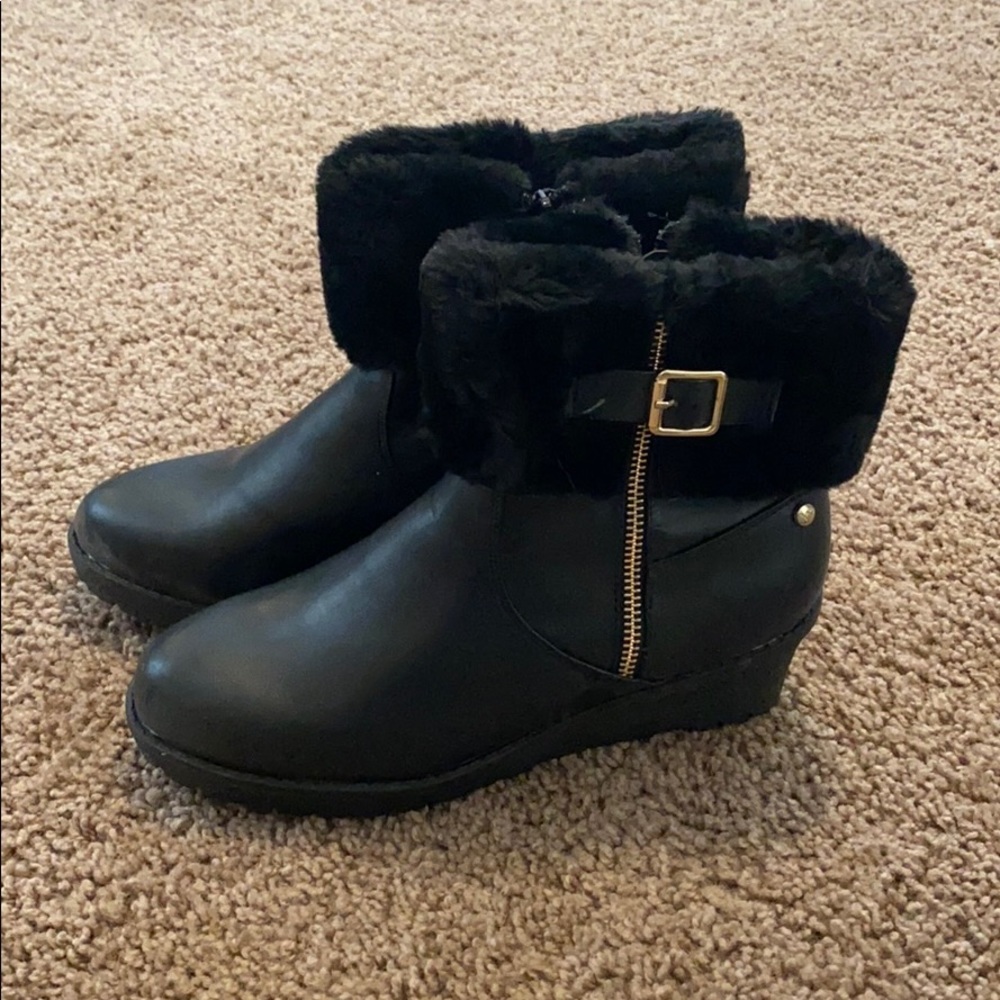 Women’s Michael kors boots brand new